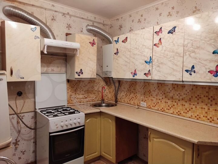 2-к. квартира, 48 м², 3/5 эт.