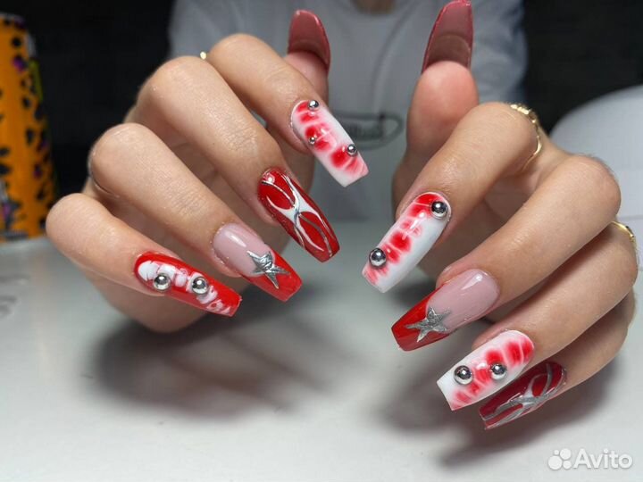 Маникюр с покрытием гель-лаком