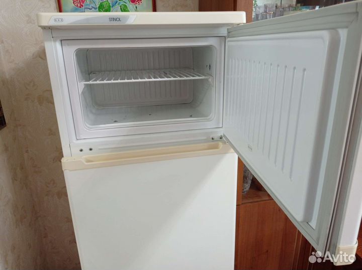 Холодильник бу stinol