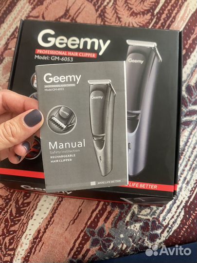 Машинка для стрижки волос Geemy GM-6053
