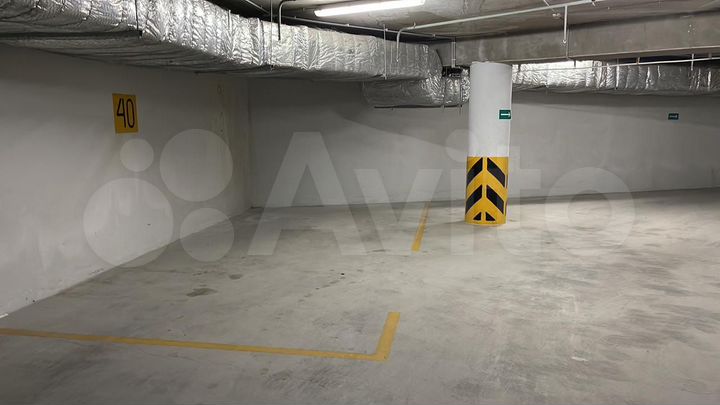 Машиноместо, 20 м²