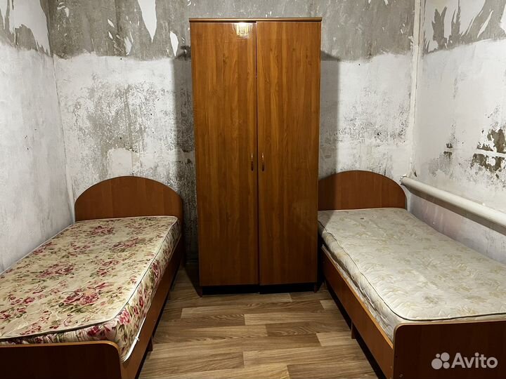 Спальный гарнитур