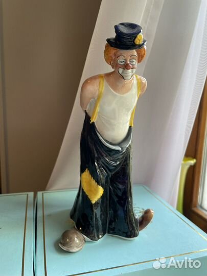 Статуэтки Royal Doulton. Coalport. Англия