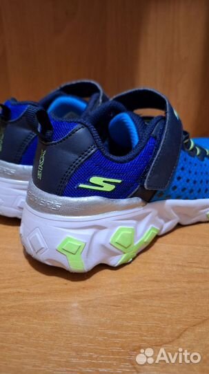 Кроссовки skechers