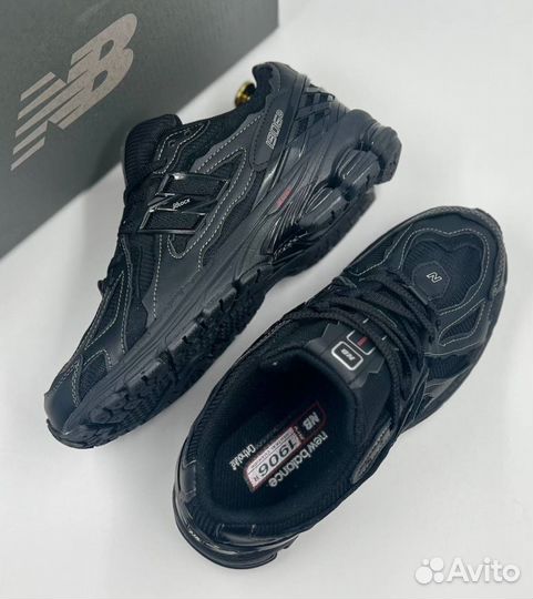 Стильные кроссовки New Balance 1906