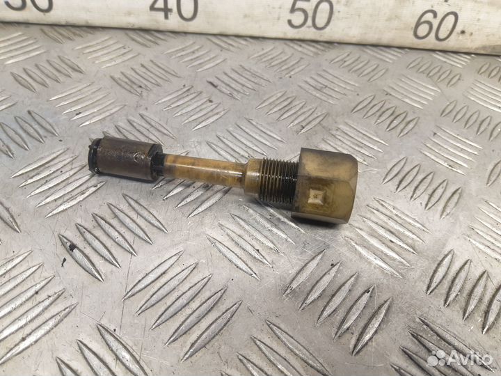 Б/У Датчик уровня масла