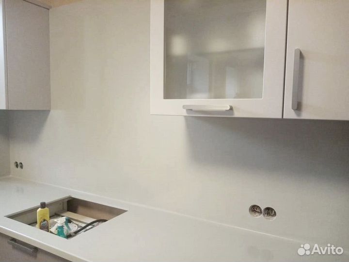 Столешница с фартуком кухня из камня Hi-Macs м2