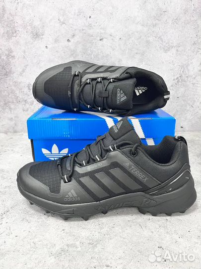 Непромокаемые кроссовки Adidas Gore-Tex мужские