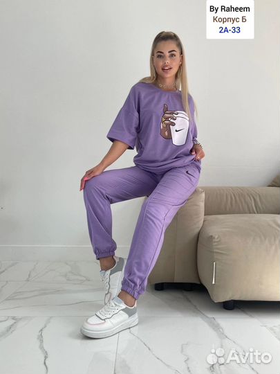 Костюм женский спортивный