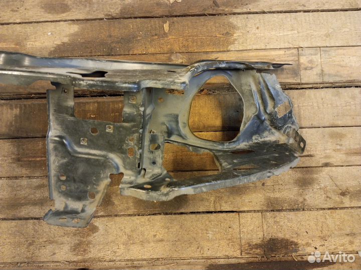 Панель передняя volvo xc60