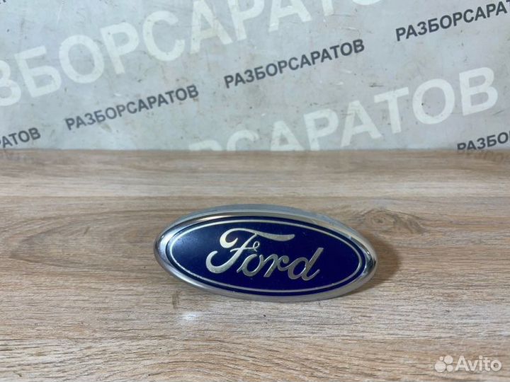 Эмблема решетки радиатора Ford Focus хэтчбек 2.0