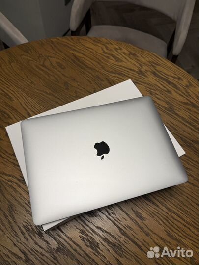 Macbook air 13 m1 2020 256гб