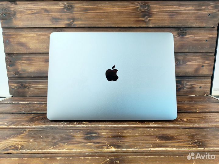 Apple MacBook Pro 13 M1 Retina 8/256GB 2020