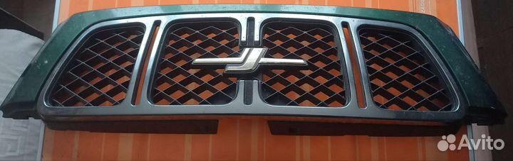 Решетка радиатора Subaru Forester S10/SF