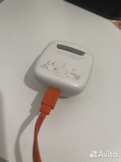 Bluetooth наушники JBL tune220TWS