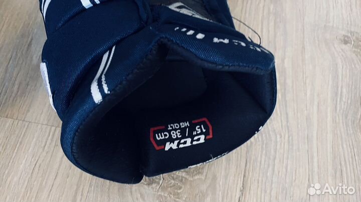 Краги хоккейные