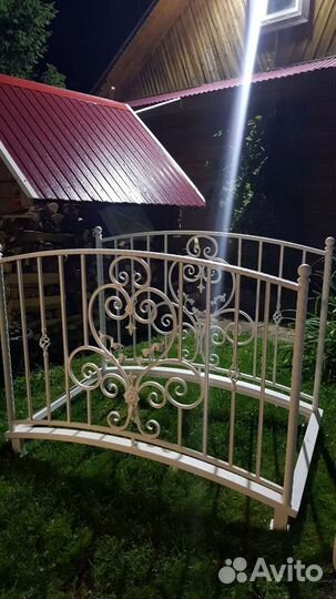 Мостик садовый, новый