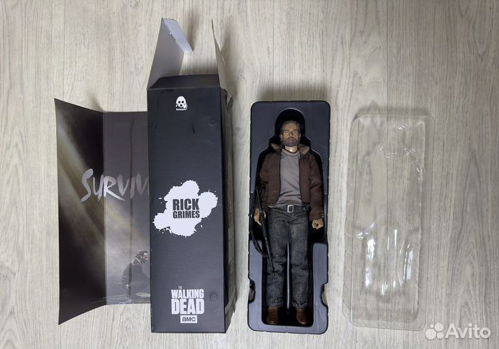 Rick Grimes Three Zero 1/6 фигурка
