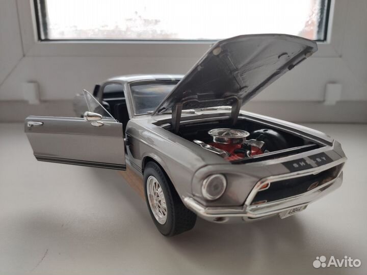 Ford Mustang Shelby GT-500KR 1968 1:18