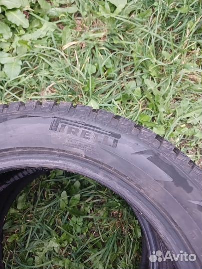 Pirelli Ice Zero 2 245/50 R19