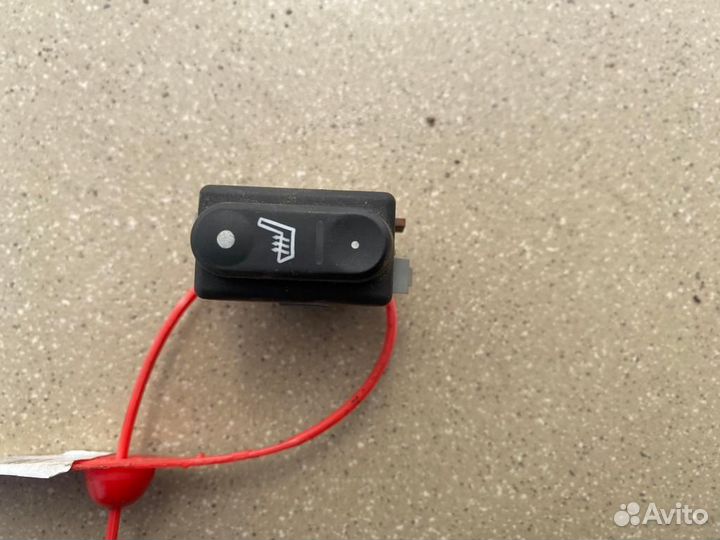 Кнопка обогрева сидений Nissan Qashqai J10