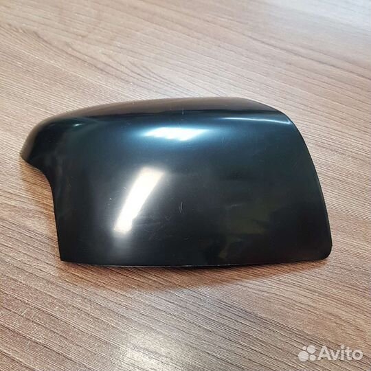 Накладка правая под поворитель Ford Focus 2