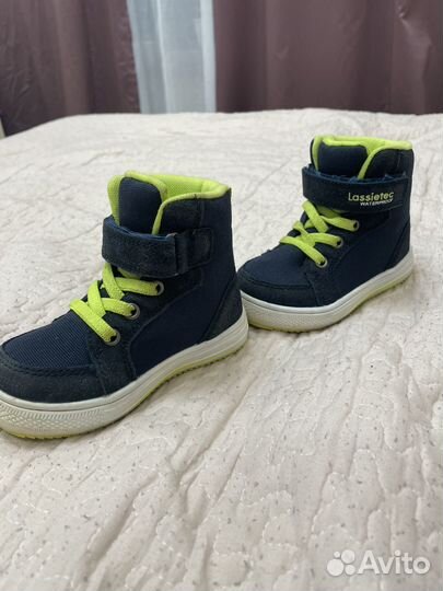 Ботинки демисезонные на мальчика 23