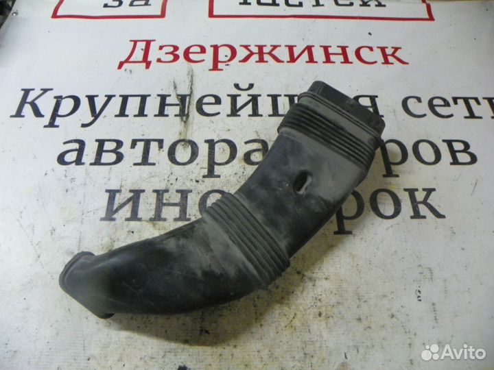 Патрубок воздушного фильтра Ford S-MAX