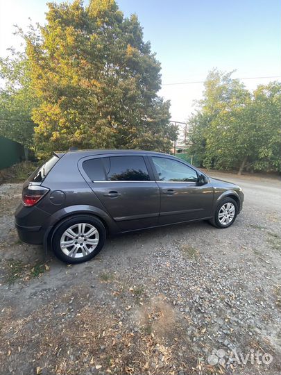 Opel Astra 1.6 AMT, 2010, 189 000 км