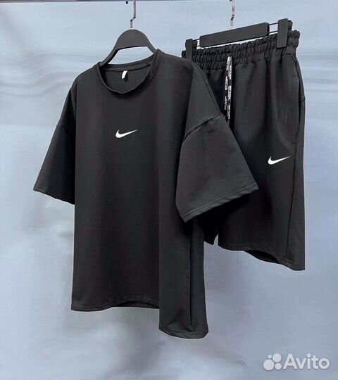 Спортивный костюм nike шорты и футболка