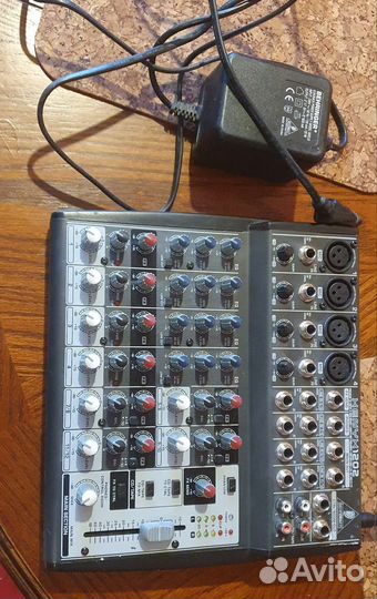 Микшерный пульт