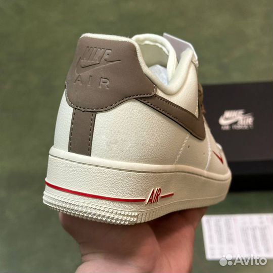 Кроссовки Nike Air Force 1