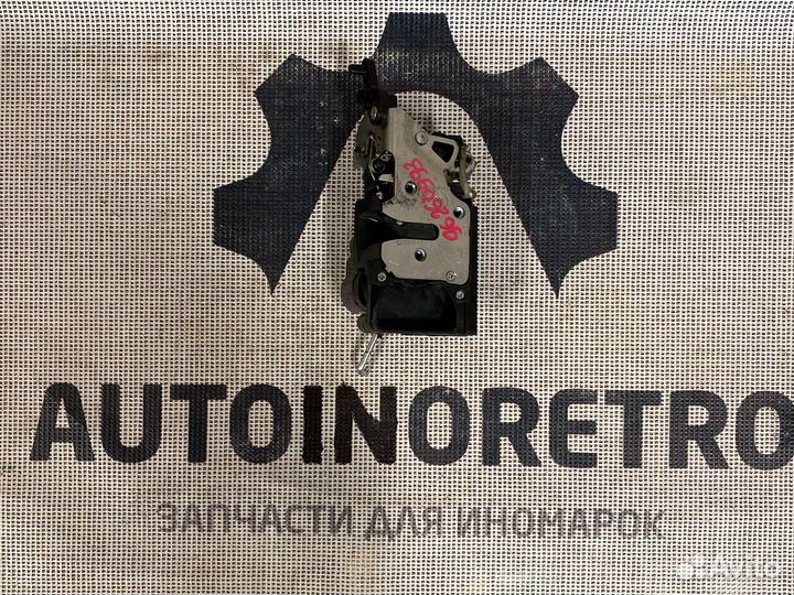 Замок двери задний левый Chevrolet 96260993