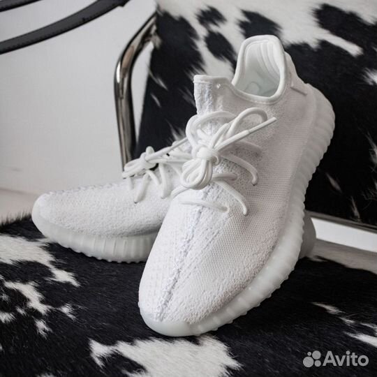 Кроссовки Adidas Yeezy Boost 350 женские