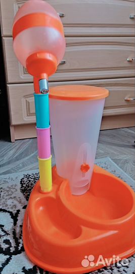 Автоматическая кормушка для кошек