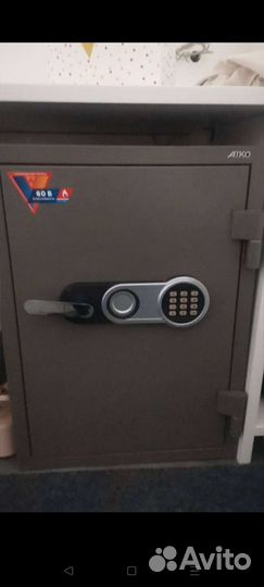 Вскрытие замков/АВТО/сейфы/ремонт и замена