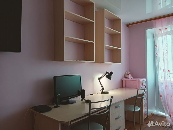 Компьютерный стол