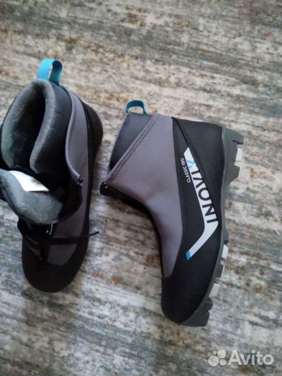 Лыжные ботинки