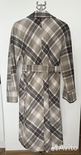 Пальто женское демисезонное в клетку 46р