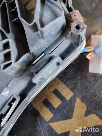 Решетка радиатора Солярис 17-20 с дефектами мелким