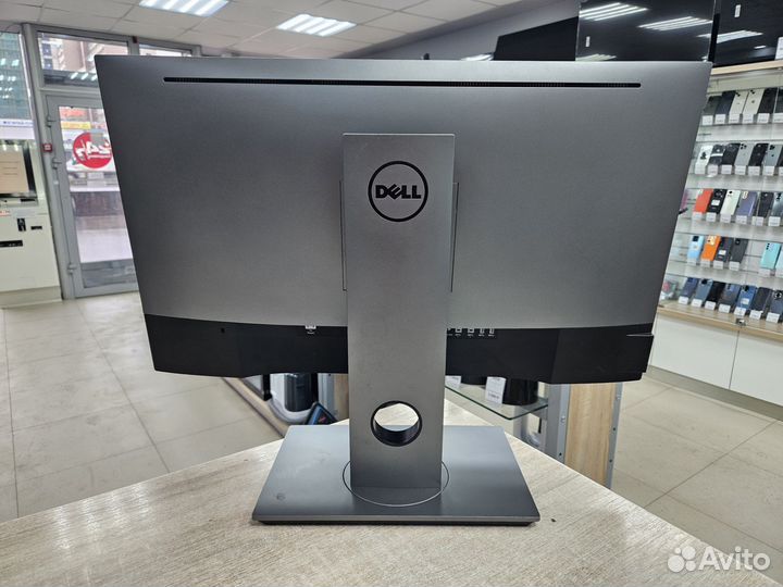 Монитор Dell UP2716D