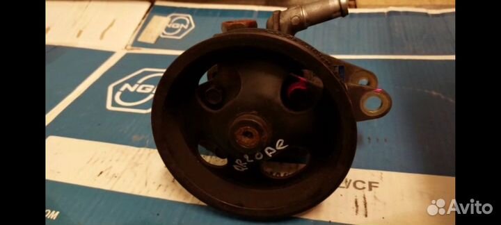 Насос гур на Nissan serena, Primera 12, X-Trail QR