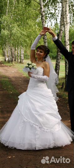 Свадебное платье
