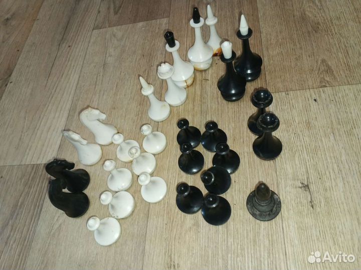 Шахматная доска фигуры в подарок