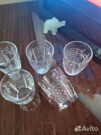 Хрустальные рюмки