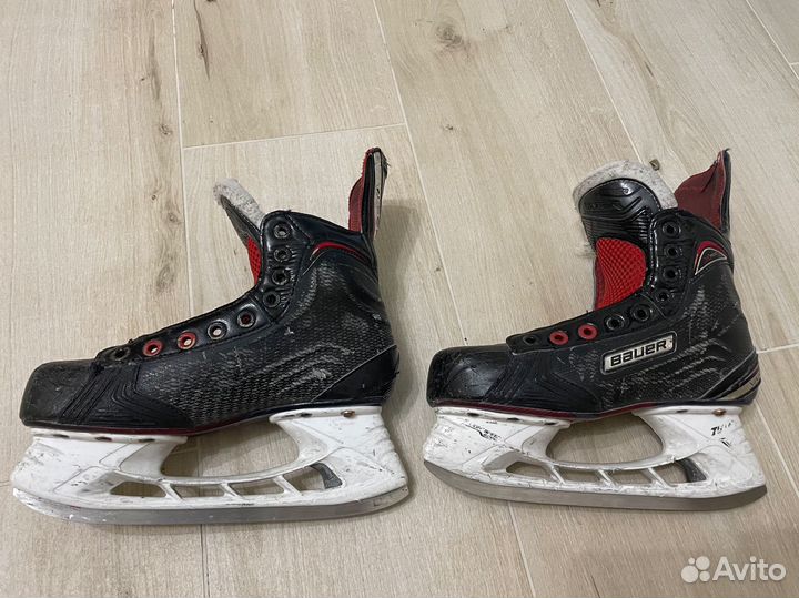 Коньки хоккейные bauer х700 4,5ee