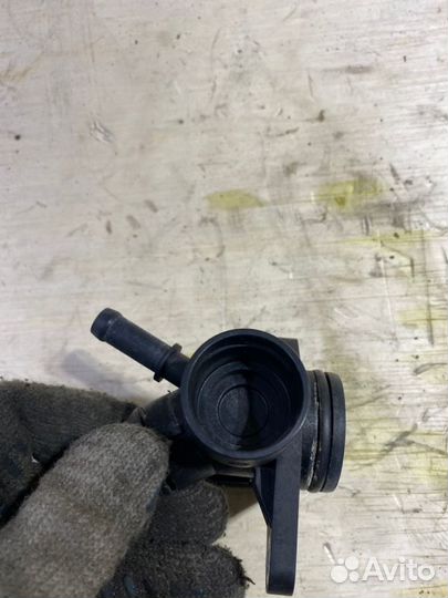 Штуцер Audi A4 8K2 CDH 2007-2011