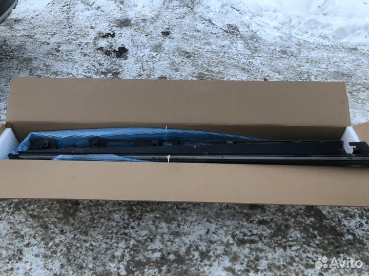 Накладка на пороги mercedes gle w166