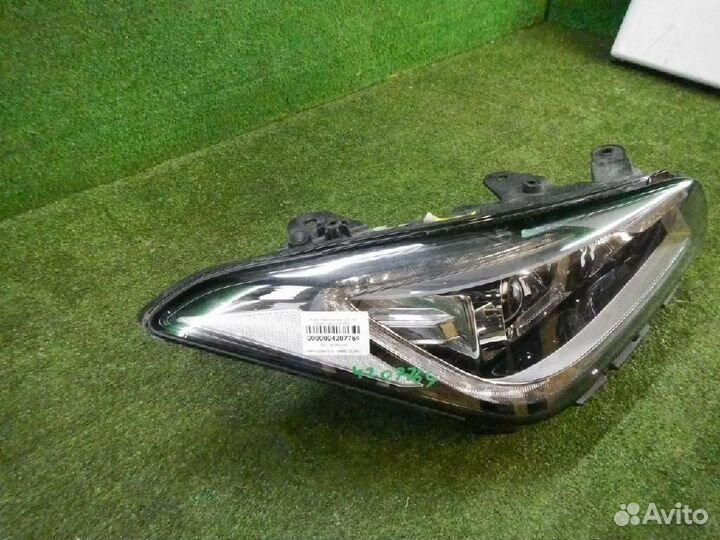 Фара правая Genesis G80