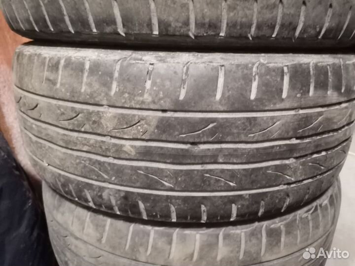 Kumho Ecsta PS31 215/55 R17 94